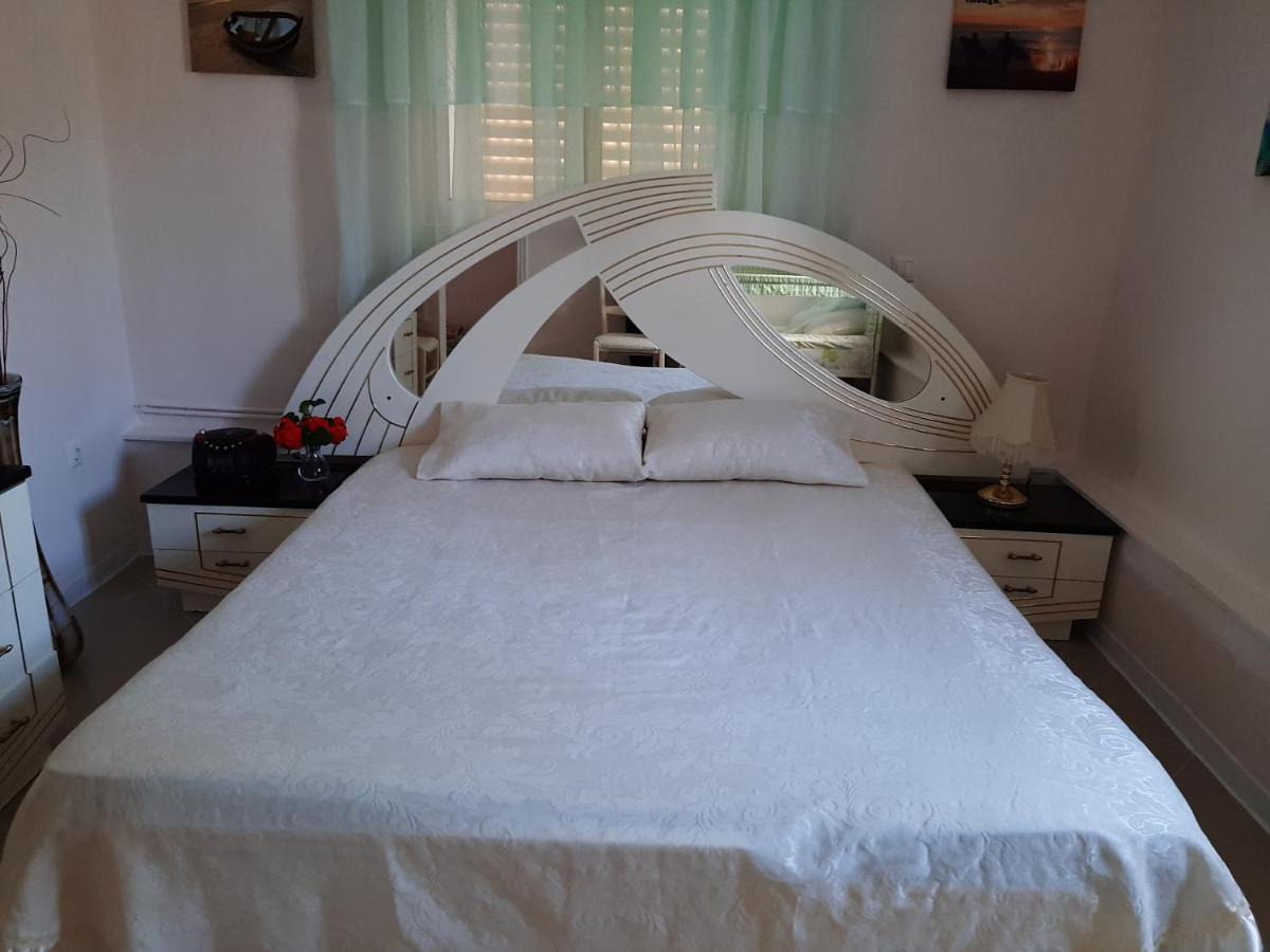 Cozy Flat In Nea Makri Lägenhet Exteriör bild