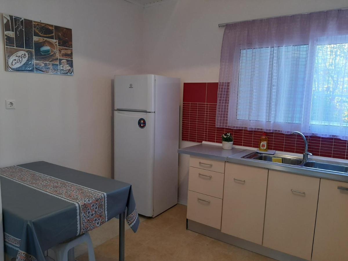 Cozy Flat In Nea Makri Lägenhet Exteriör bild
