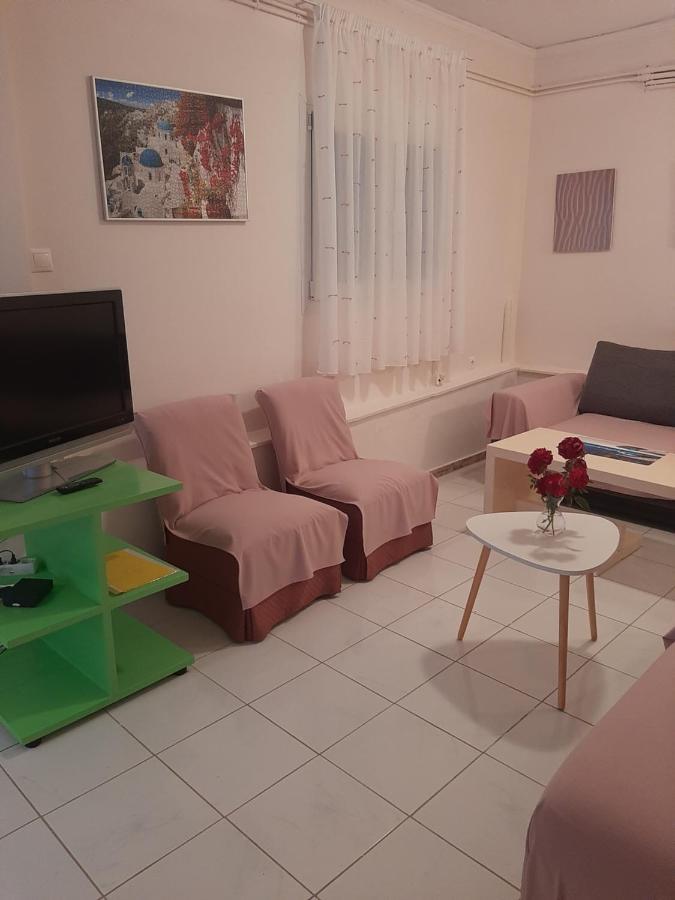 Cozy Flat In Nea Makri Lägenhet Exteriör bild