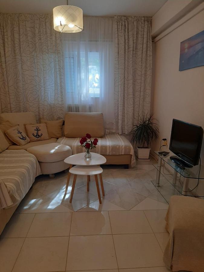 Cozy Flat In Nea Makri Lägenhet Exteriör bild