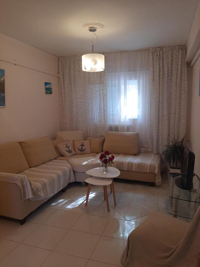 Cozy Flat In Nea Makri Lägenhet Exteriör bild